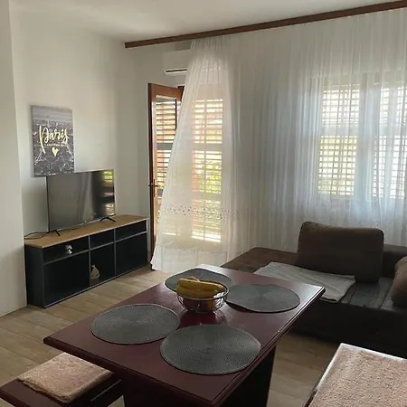 Apartman Adriatic Bnm *
